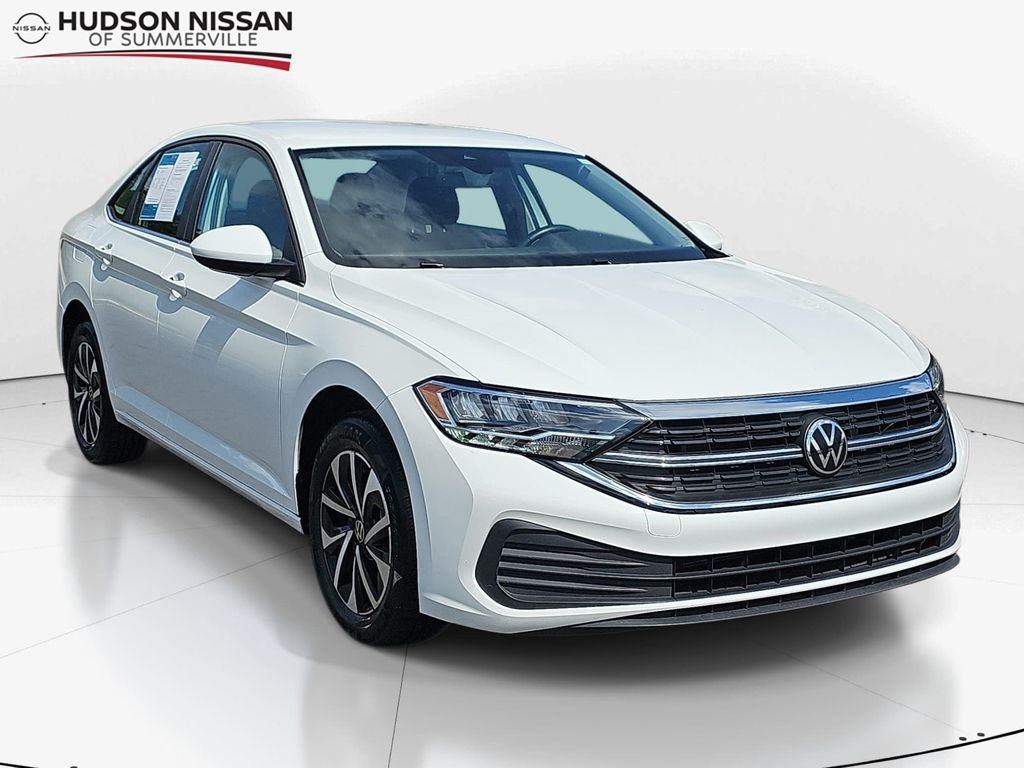 Pure White 2024 Volkswagen Jetta Sedan Front-Wheel Drive 8-Speed Automatic