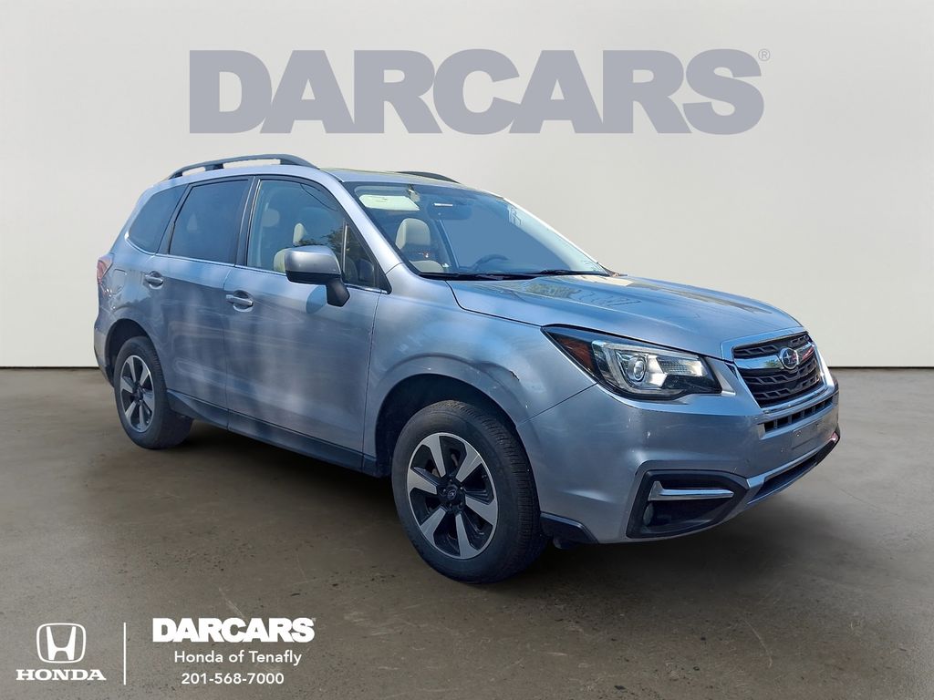 Ice Silver Metallic 2017 Subaru Forester SUV / Crossover All-Wheel Drive Continuously Variable Transmission