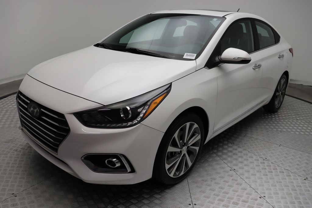 2022 Hyundai Accent Limited Edition 2