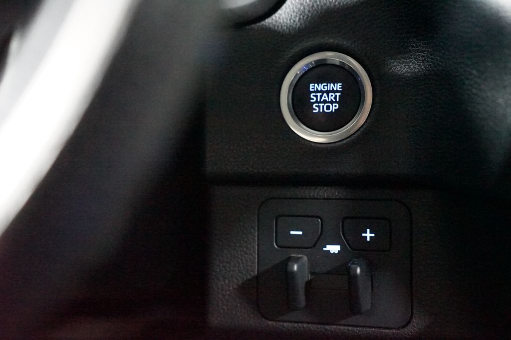 Thumbnail: 2024 Toyota Tundra - 24