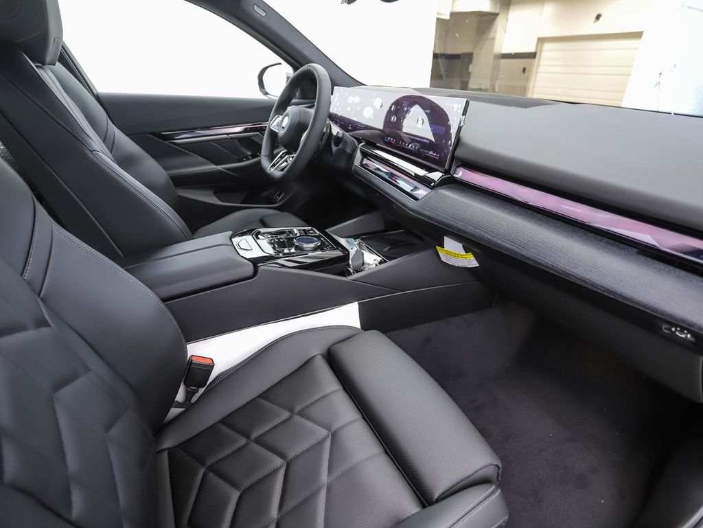 Thumbnail: 2026 BMW 5 Series - 30