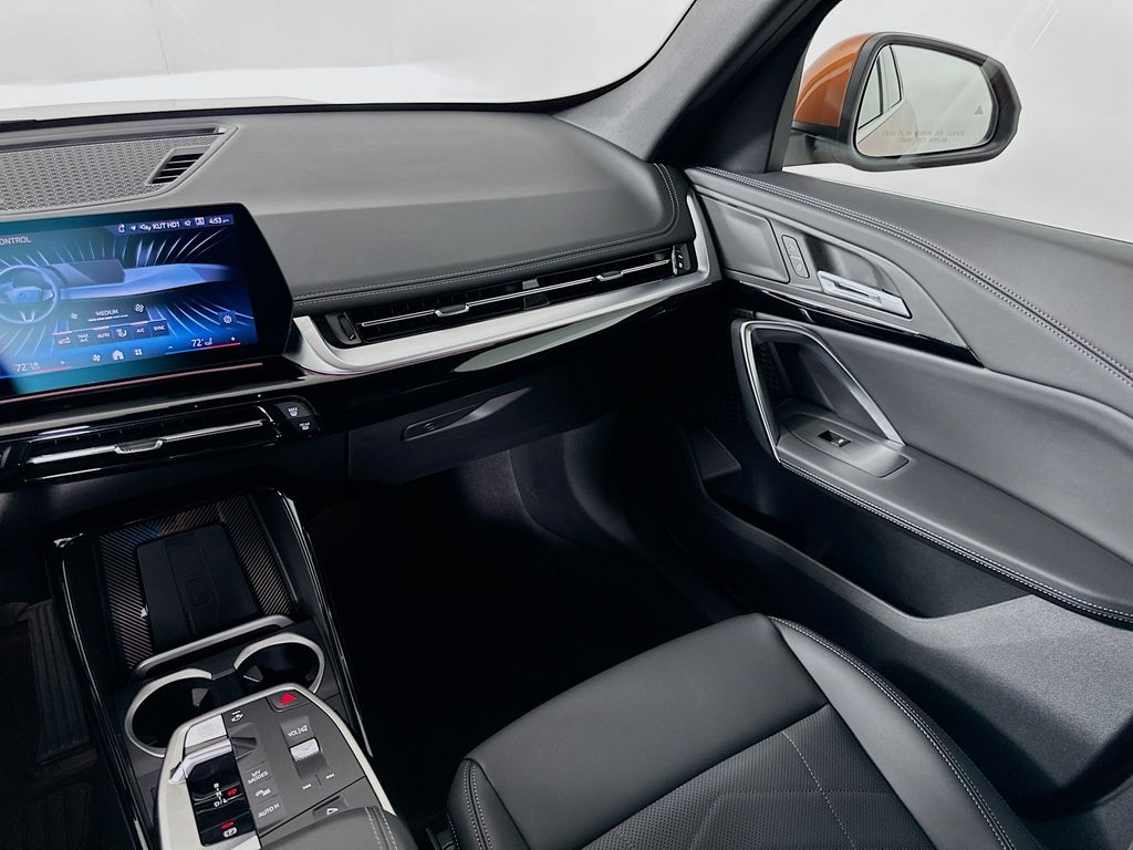 Thumbnail: 2025 BMW X1 - 23