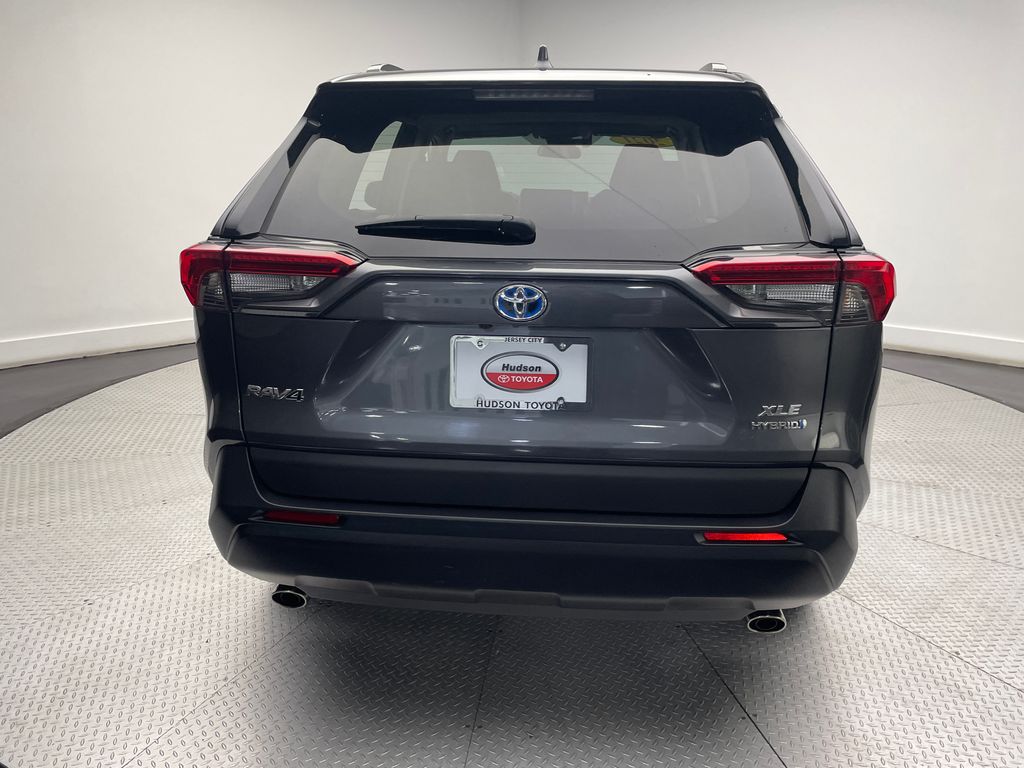 2021 Toyota RAV4 XLE Premium 6