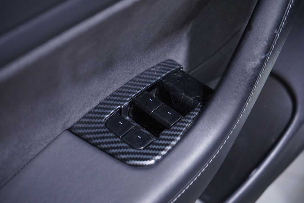 Thumbnail: 2020 Tesla Model 3 - 16