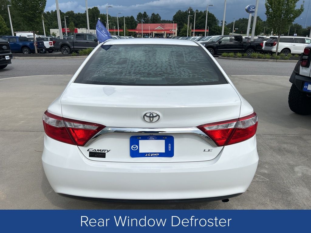 2016 Toyota Camry LE