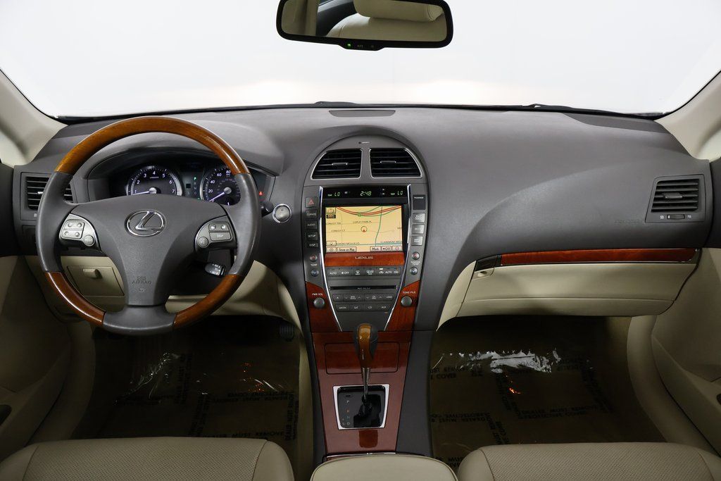 Thumbnail: 2012 Lexus ES - 8
