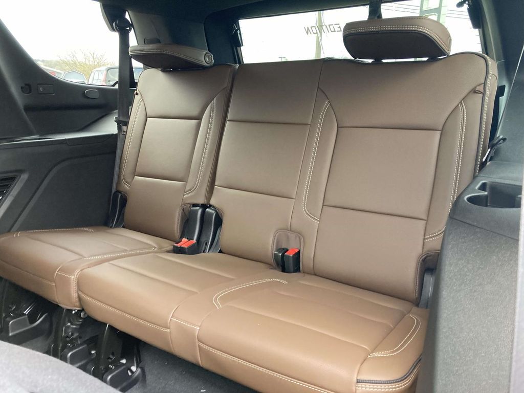 New 2026 White Chevrolet High Country image 14