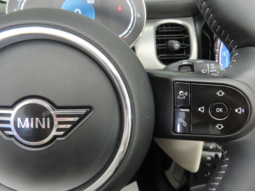 Thumbnail: 2024 MINI Cooper - 12