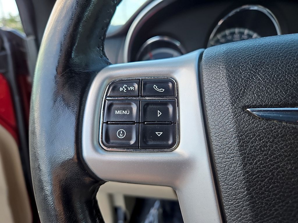 2011 Chrysler 200