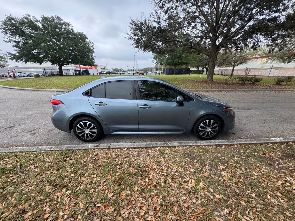 2020 Toyota Corolla LE 6