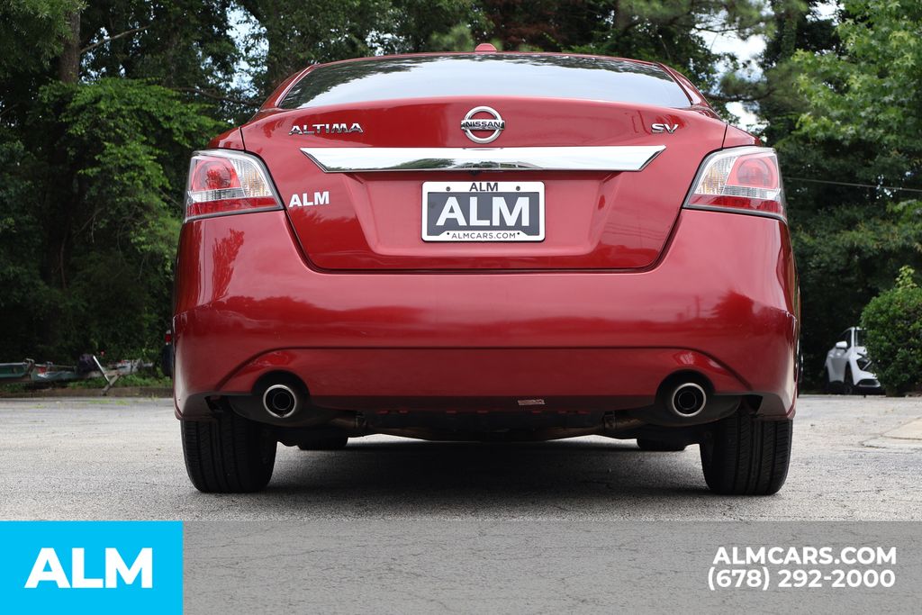 Used 2015 Red Nissan 2.5 SV image 7