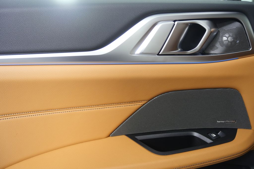 Thumbnail: 2023 BMW i4 - 10