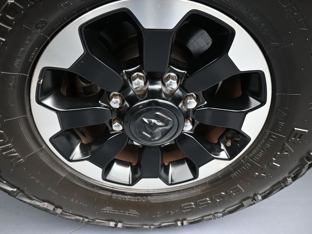 Used 2020 Billet Silver Metallic Clearcoat Ram Power Wagon image 43