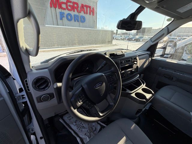 New 2026 White Ford Base image 9