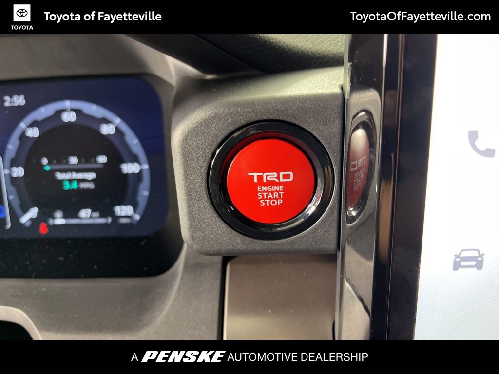 2025 Toyota Tacoma TRD Off-Road 32