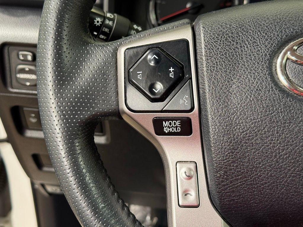 2020 Toyota 4Runner TRD Off Road 25
