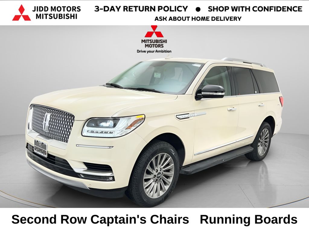 White (Ivory Pearl) 2018 Lincoln Navigator Premiere 4WD SUV / Crossover Four-Wheel Drive Automatic