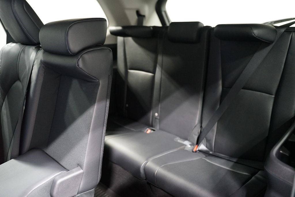 2025 Toyota Grand Highlander Limited 31