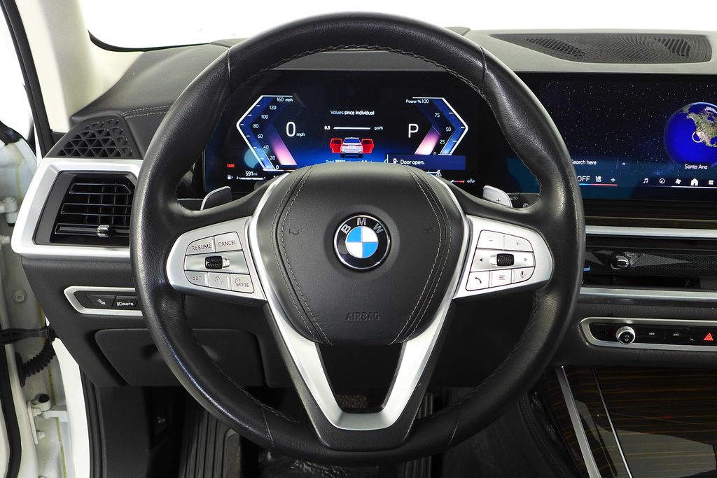 Thumbnail: 2024 BMW X7 - 28