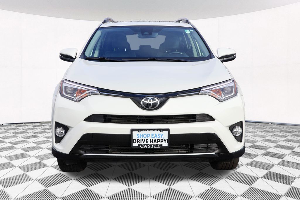 2017 Toyota RAV4 Limited 6