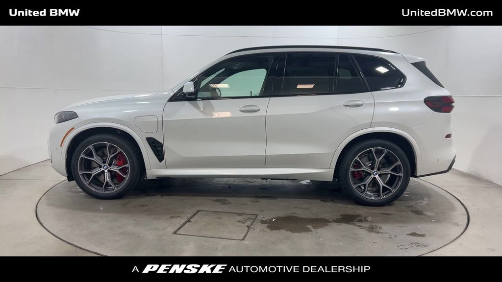 Thumbnail: 2026 BMW X5 - 5