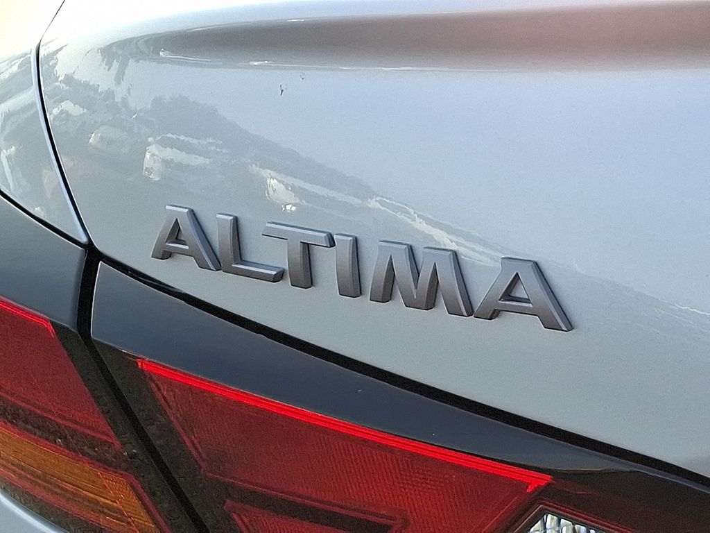 Thumbnail: 2025 Nissan Altima - 11