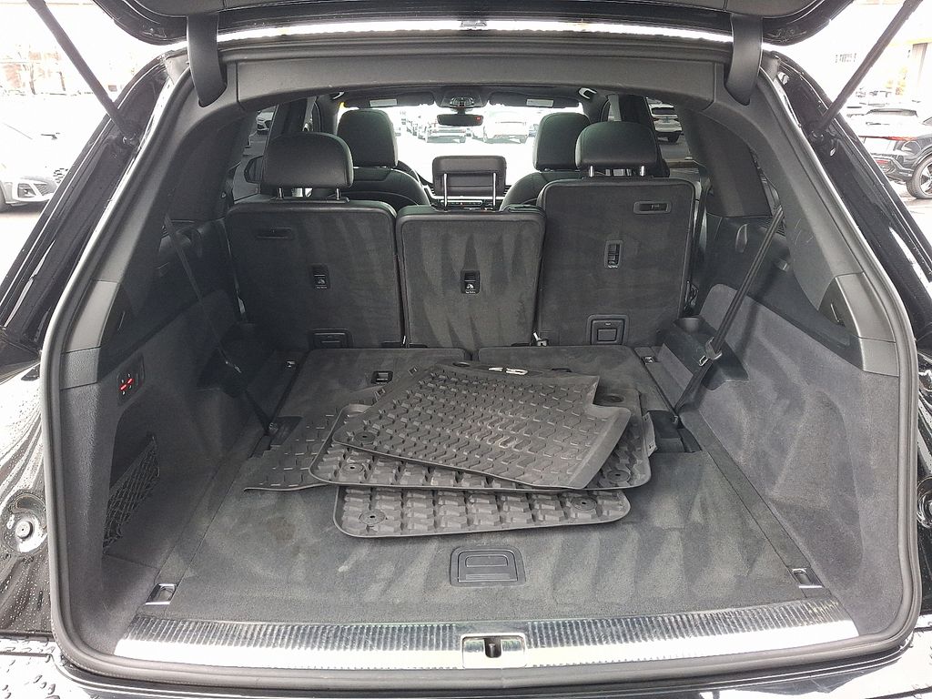 Thumbnail: 2019 Audi Q7 - 28