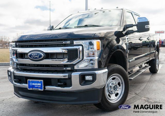 Black Metallic 2022 Ford F-350 Super Duty XLT Crew Cab 4WD Pickup Truck Four-Wheel Drive Automatic