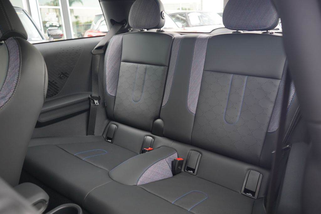 Thumbnail: 2026 MINI Cooper - 7