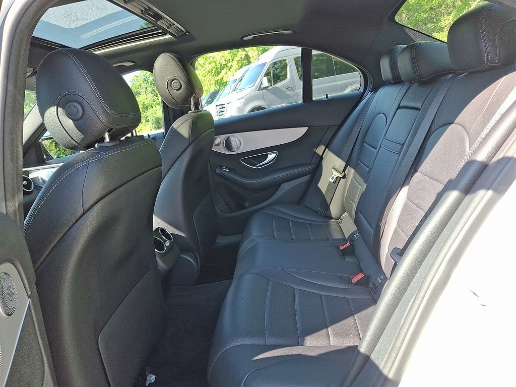 2018 Mercedes-Benz C-Class C 300 10