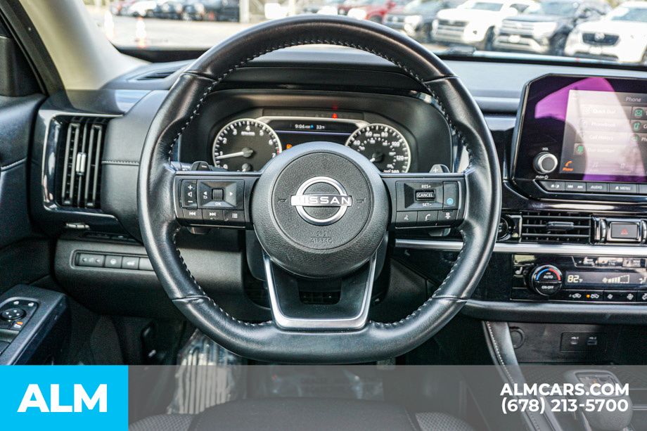 2025 Nissan Pathfinder SV - Photo 30