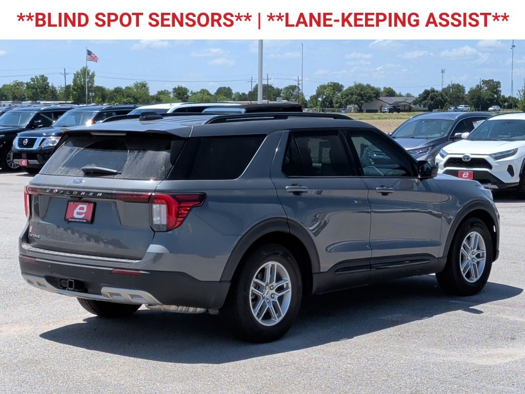 2026 Ford Explorer Active - 7