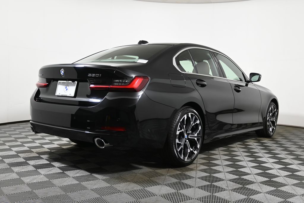 Thumbnail: 2026 BMW 3 Series - 7