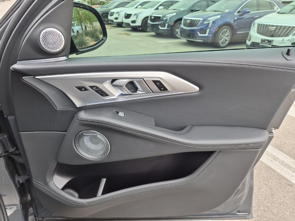 Used Car 2025 Bmw Xm  Base For Sale Under $110,000 In Austin, Texas