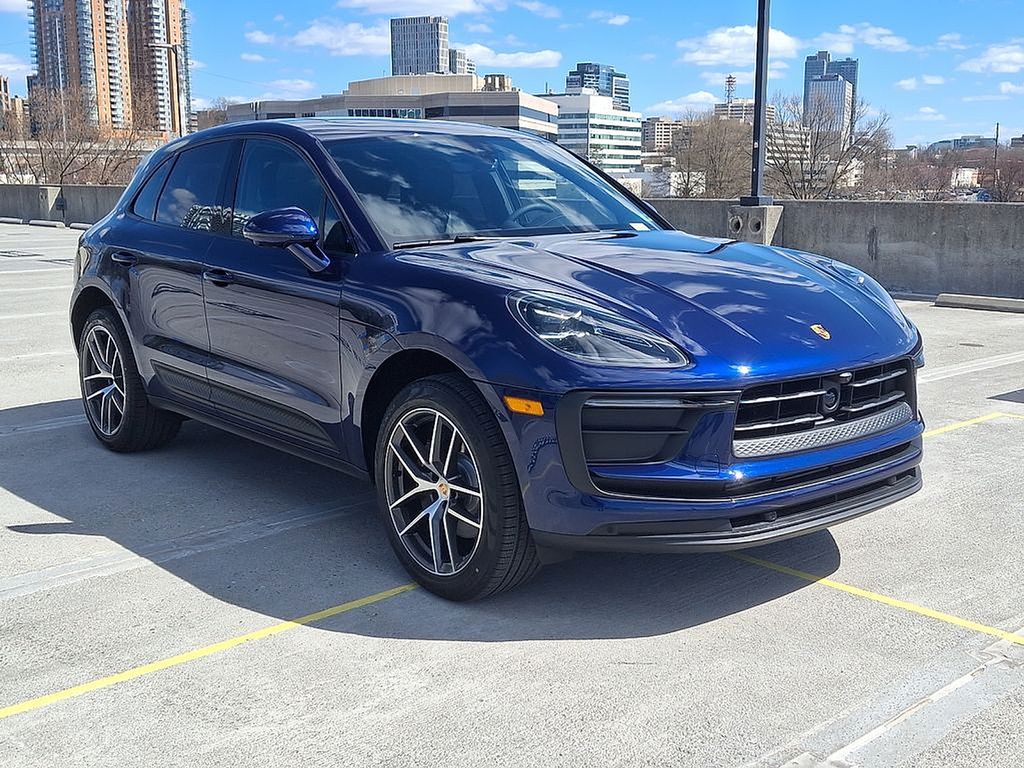 Thumbnail: 2025 Porsche Macan - 7