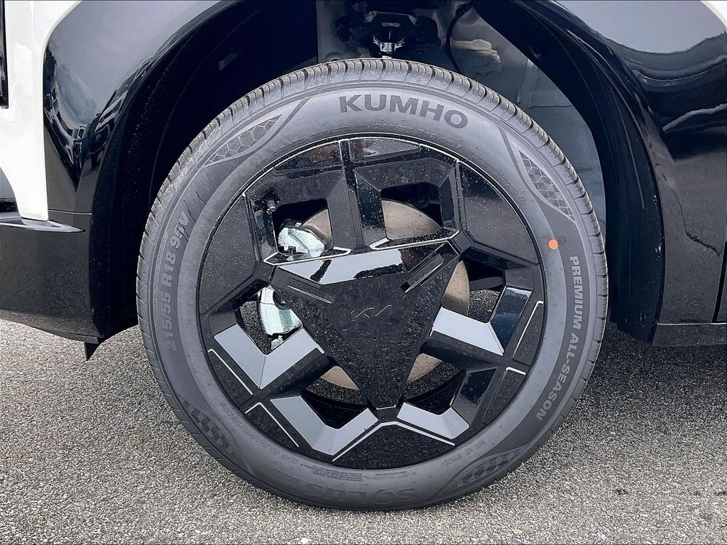 2027 Kia Seltos — photo 8