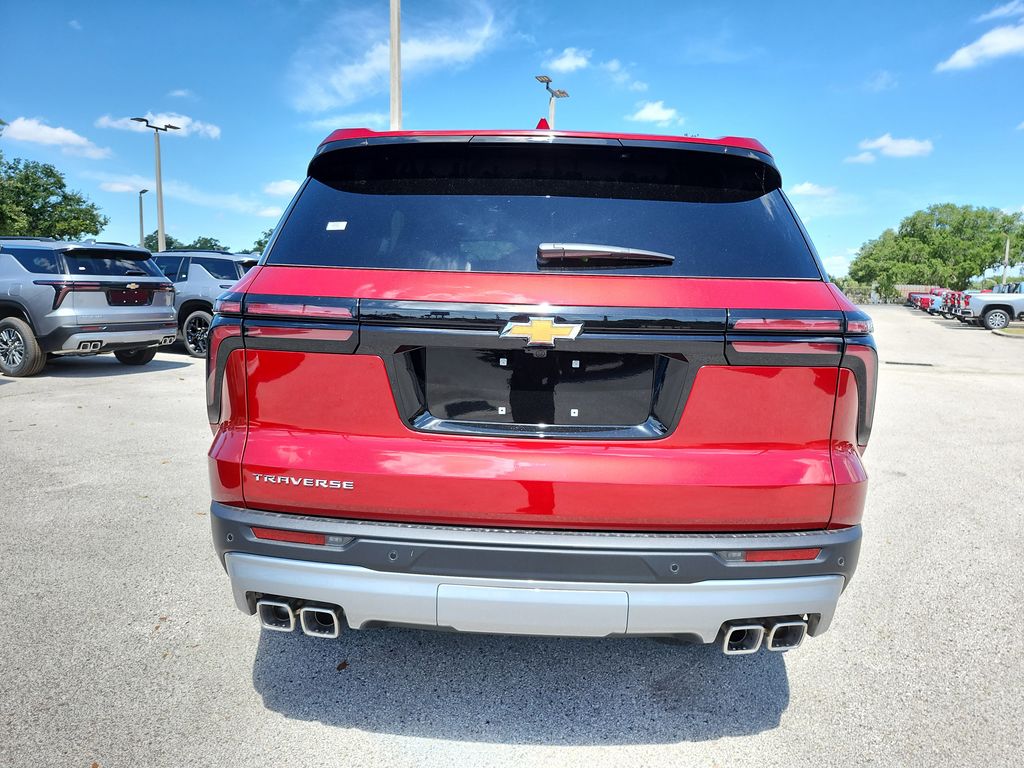 new 2026 Chevrolet Traverse car, priced at $39,695