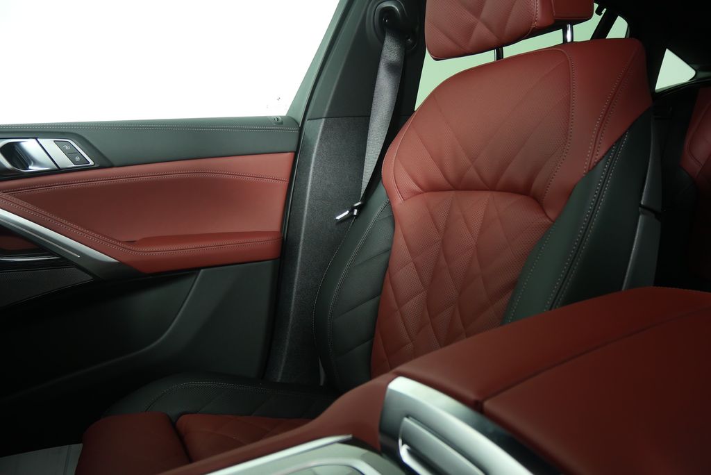 Thumbnail: 2026 BMW X6 - 22