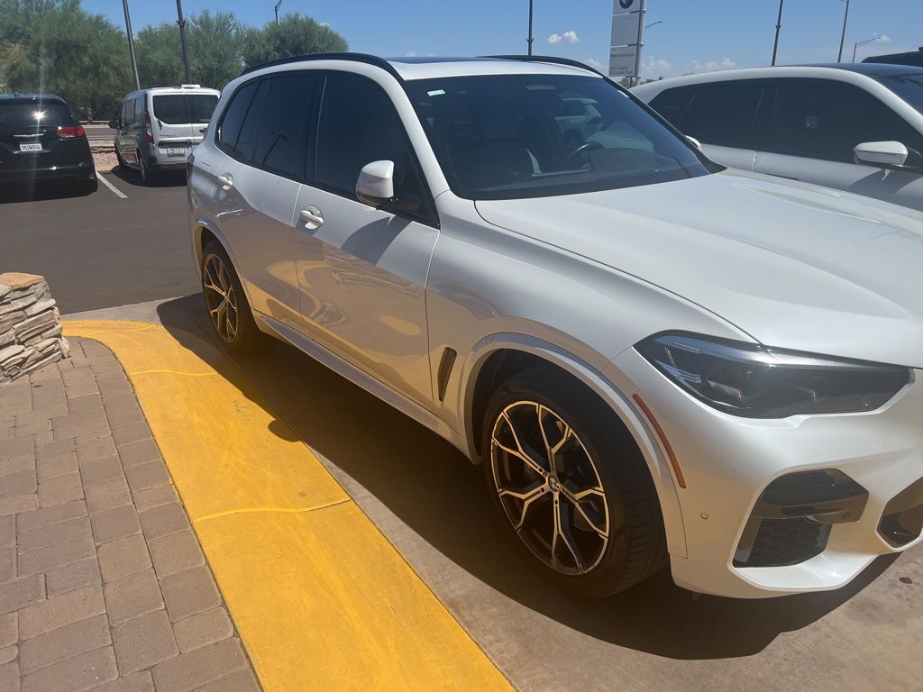 Thumbnail: 2023 BMW X5 - 2