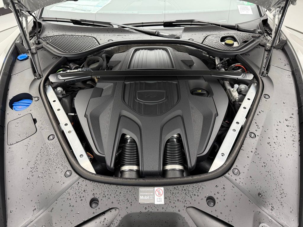 Thumbnail: 2025 Porsche Panamera - 30