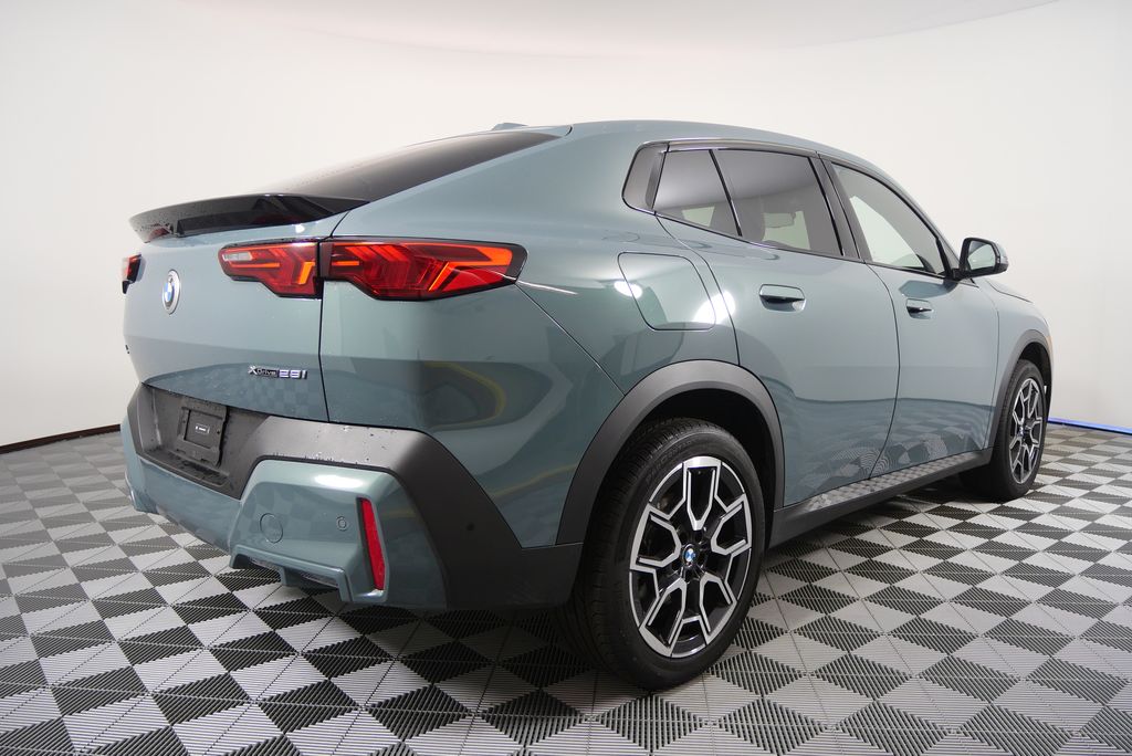 Thumbnail: 2025 BMW X2 - 3