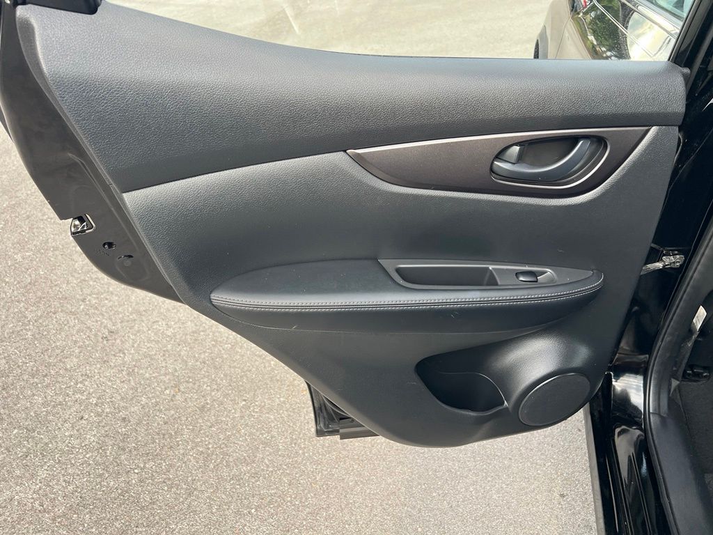 Used 2021 Nissan Rogue Sport SUV