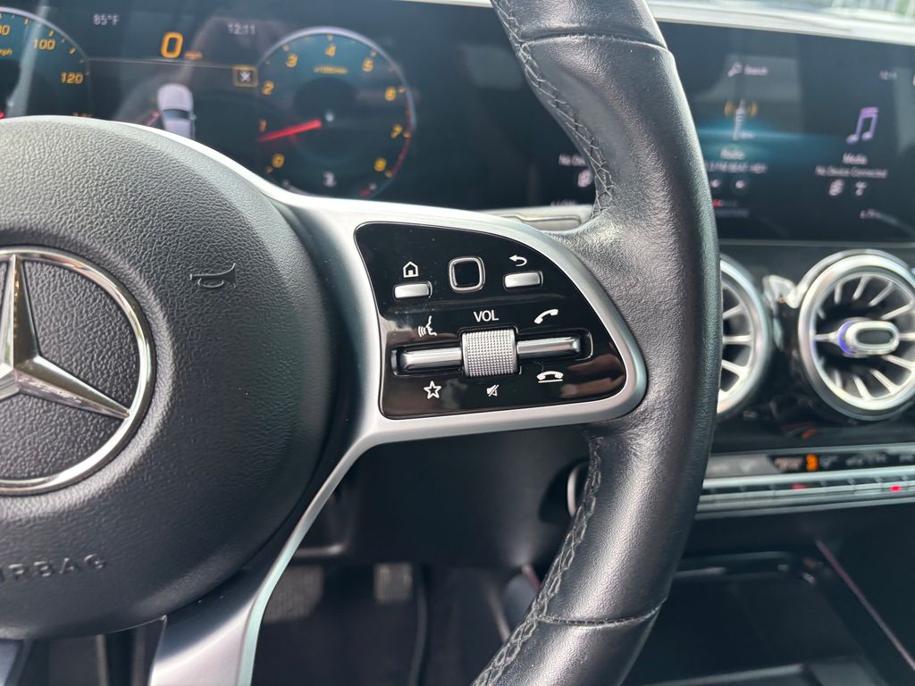 Used Car 2021 Mercedes-benz Glb  Glb 250 For Sale Under $30,000 In Austin, Texas