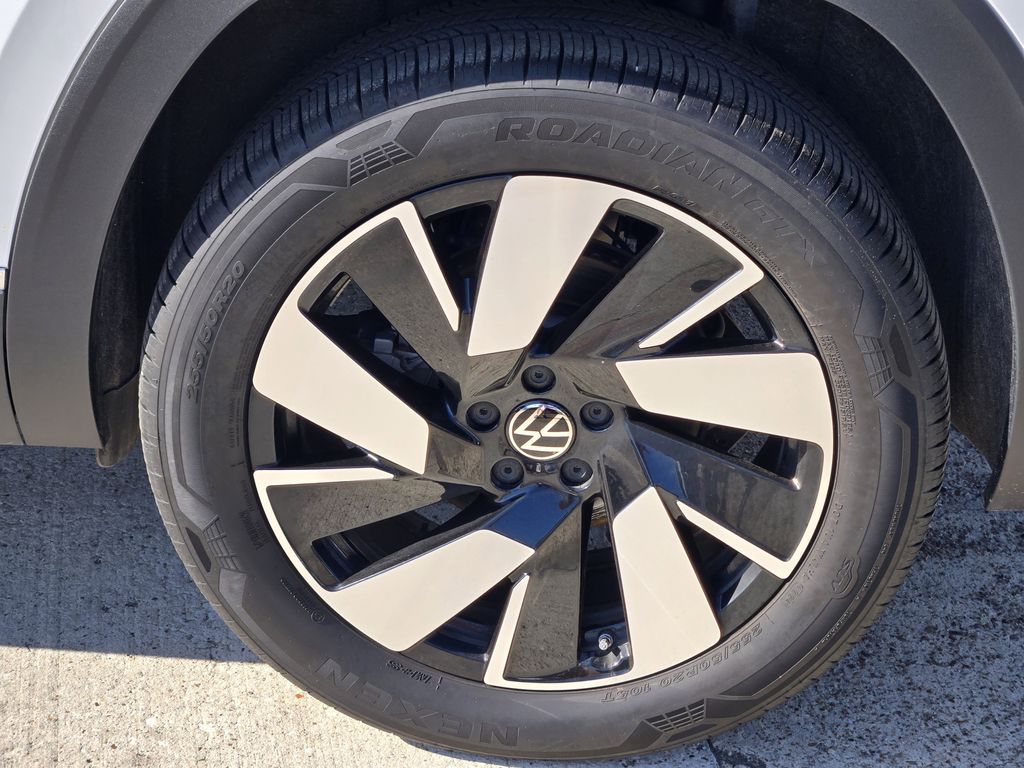 2025 Volkswagen Atlas Cross Sport 2.0T SEL  at Big Star Chrysler Jeep Dodge Ram 