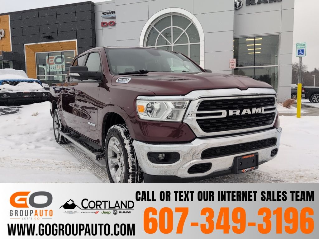 Delmonico Red Pearlcoat 2022 RAM 1500 Big Horn Crew Cab 4WD Pickup Truck Four-Wheel Drive 8-Speed Automatic