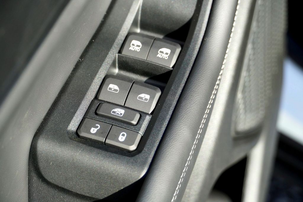 New Car 2025 Jeep Grand Cherokee  Laredo For Sale Under $35,000 In Taylor, Texas