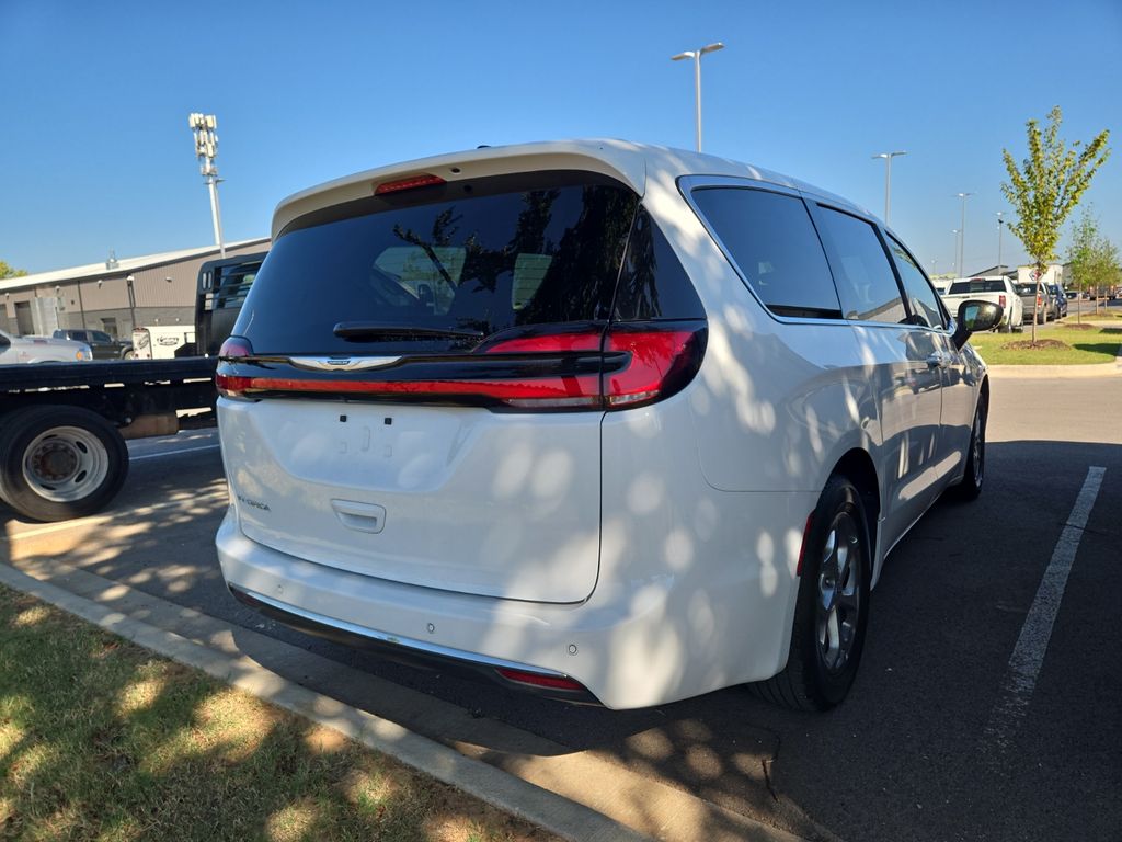 Used 2024 Chrysler Pacifica Touring L For Sale in Farmington, AR