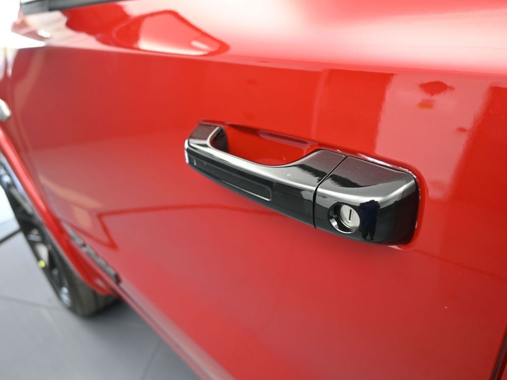 New 2026 Molten Red Pearlcoat Ram Laramie image 29