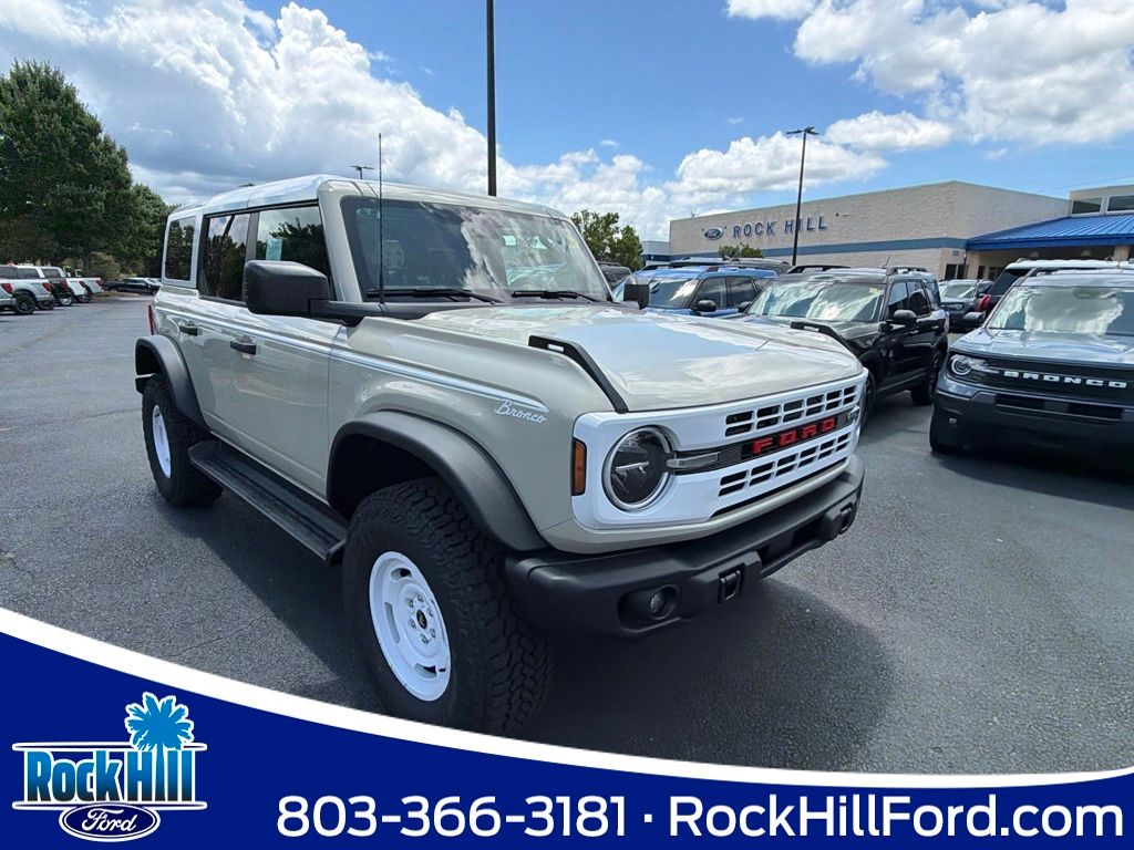 Desert Sand 2026 Ford Bronco SUV / Crossover Four-Wheel Drive Automatic