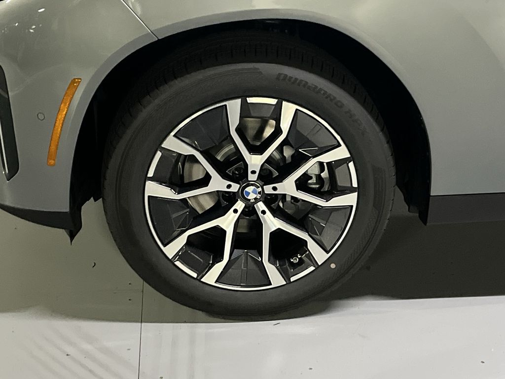 Thumbnail: 2026 BMW X3 - 10